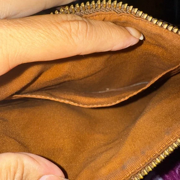 Coach Tan Signature Crossbody Bag - Picture 4 of 7